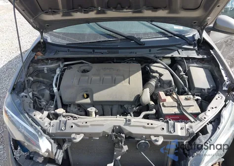 2018 Toyota Corolla Le z USA, uszkodzony, nr VIN 2T1BURHE4JC980373